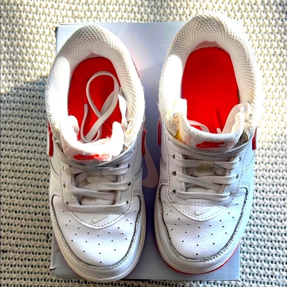 Nike Air Force 1 Kids White and Red Sneakers - Picture 9 of 9